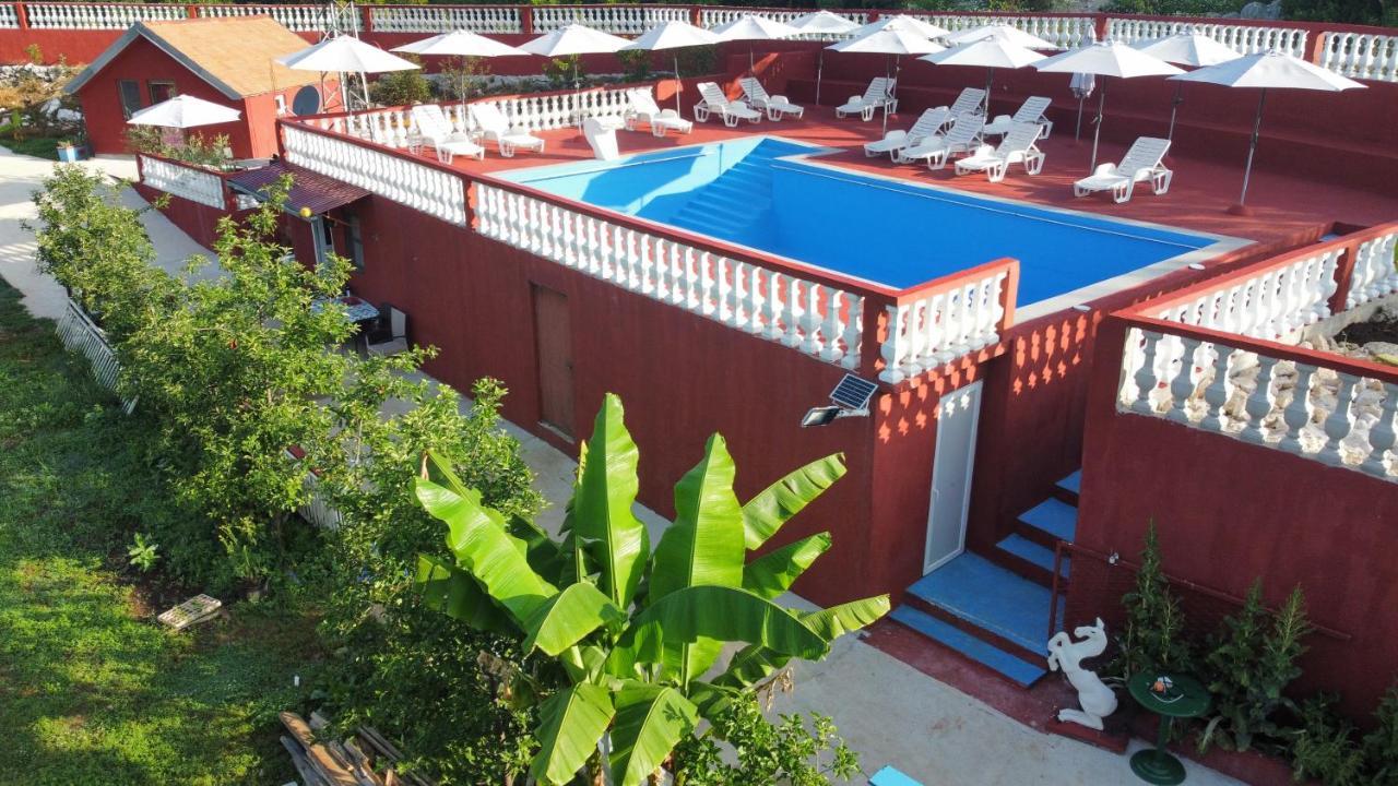 Red Apartman 2 Trebinje Ngoại thất bức ảnh