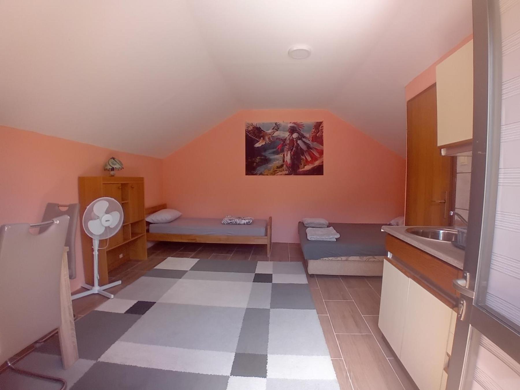 Red Apartman 2 Trebinje Ngoại thất bức ảnh